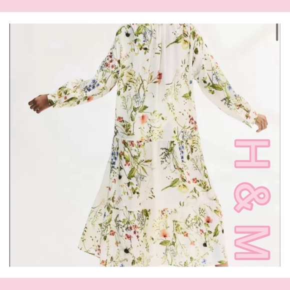 H&M Dresses & Skirts - H & M Floral Long Sleeve Maxi Dress ~ Sz S